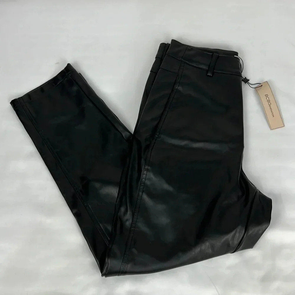 BCBGeneration New Women’s XS Black Faux Leather Skinny‎ Pant